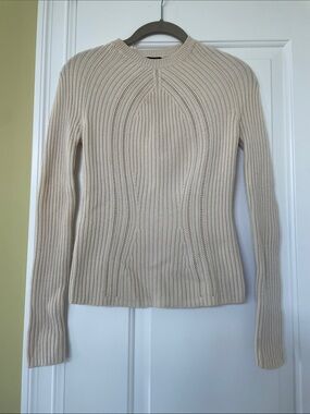 Tahari Cream Ribbed Scoop-Neck Knit Sweater